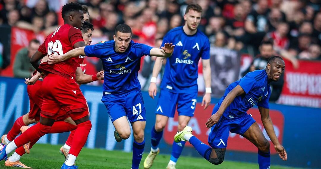 Левски изпусна успеха над ЦСКА в заключителните секунди