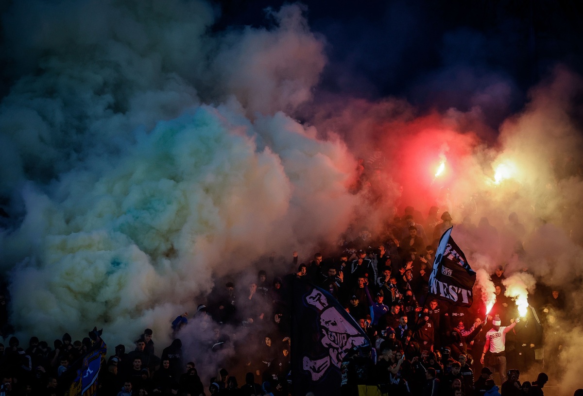6 бона глоби за Левски, Макун гори за 1 мач
