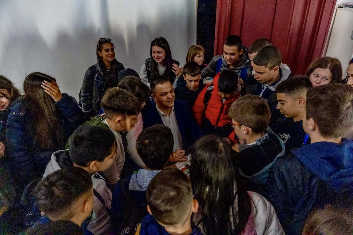 Цанко Цанков представи "Дунавски герой" в Царево
