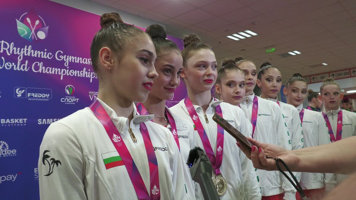 Световните шампионки от ансамбъла на България за девойки: Много сме щастливи, че успяхме да се преборим и да спечелим златния медал