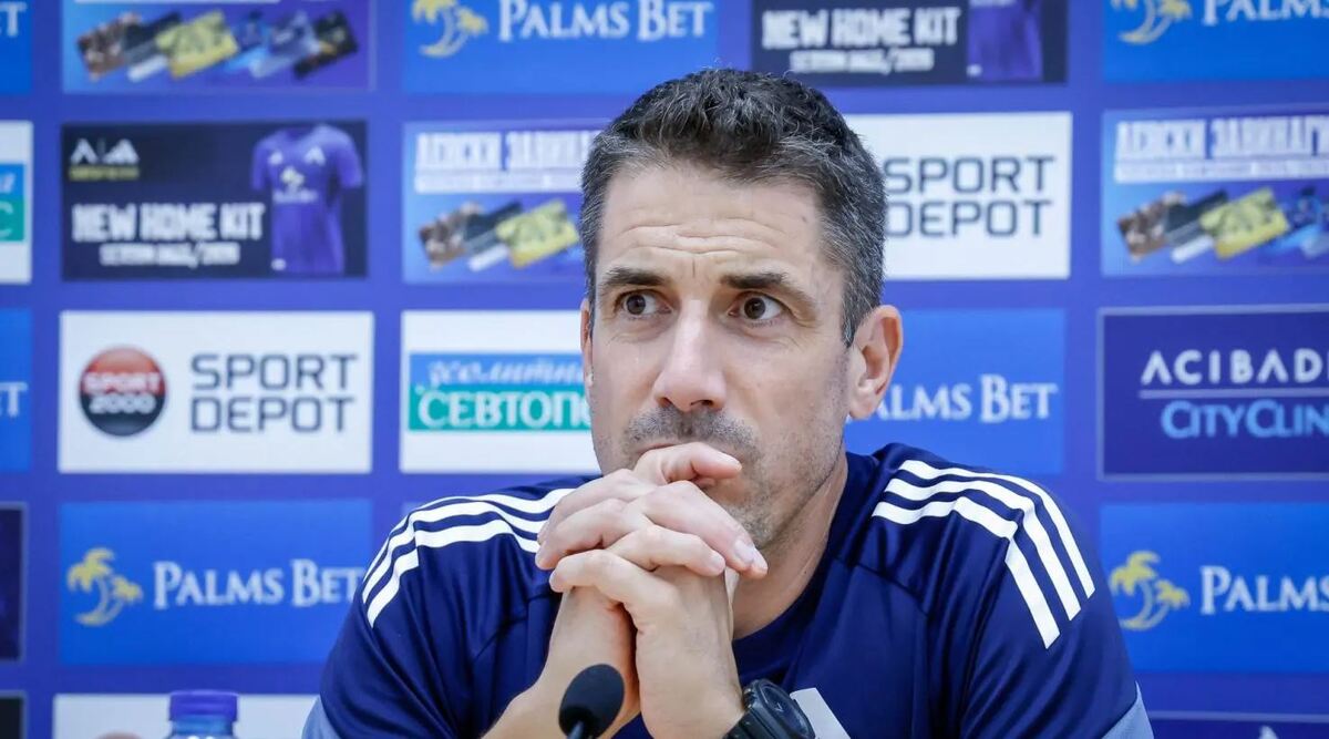 Веласкес с брифинг преди мача с Арда