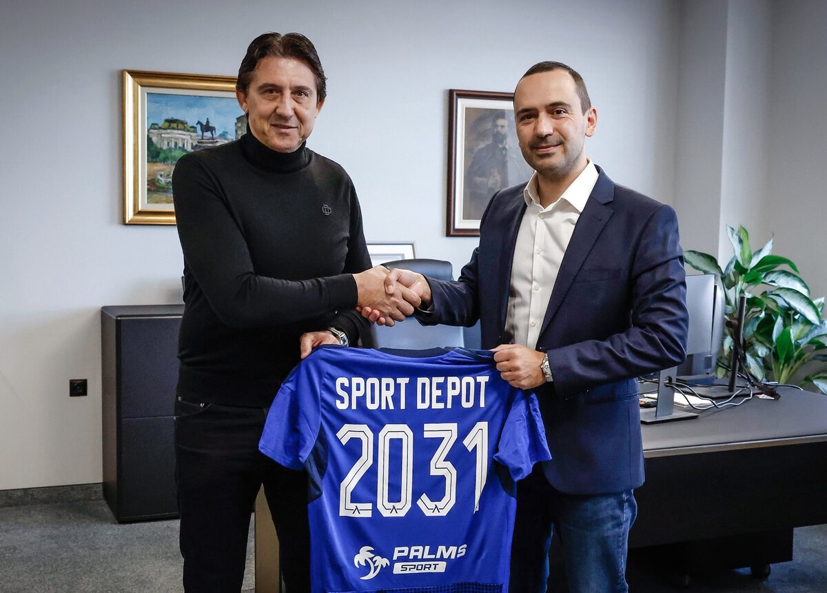 Левски удължи договора си със Спорт Дело