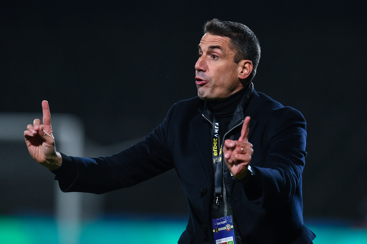 Веласкес: Ако някой е виновен за загубата, то това е треньорът