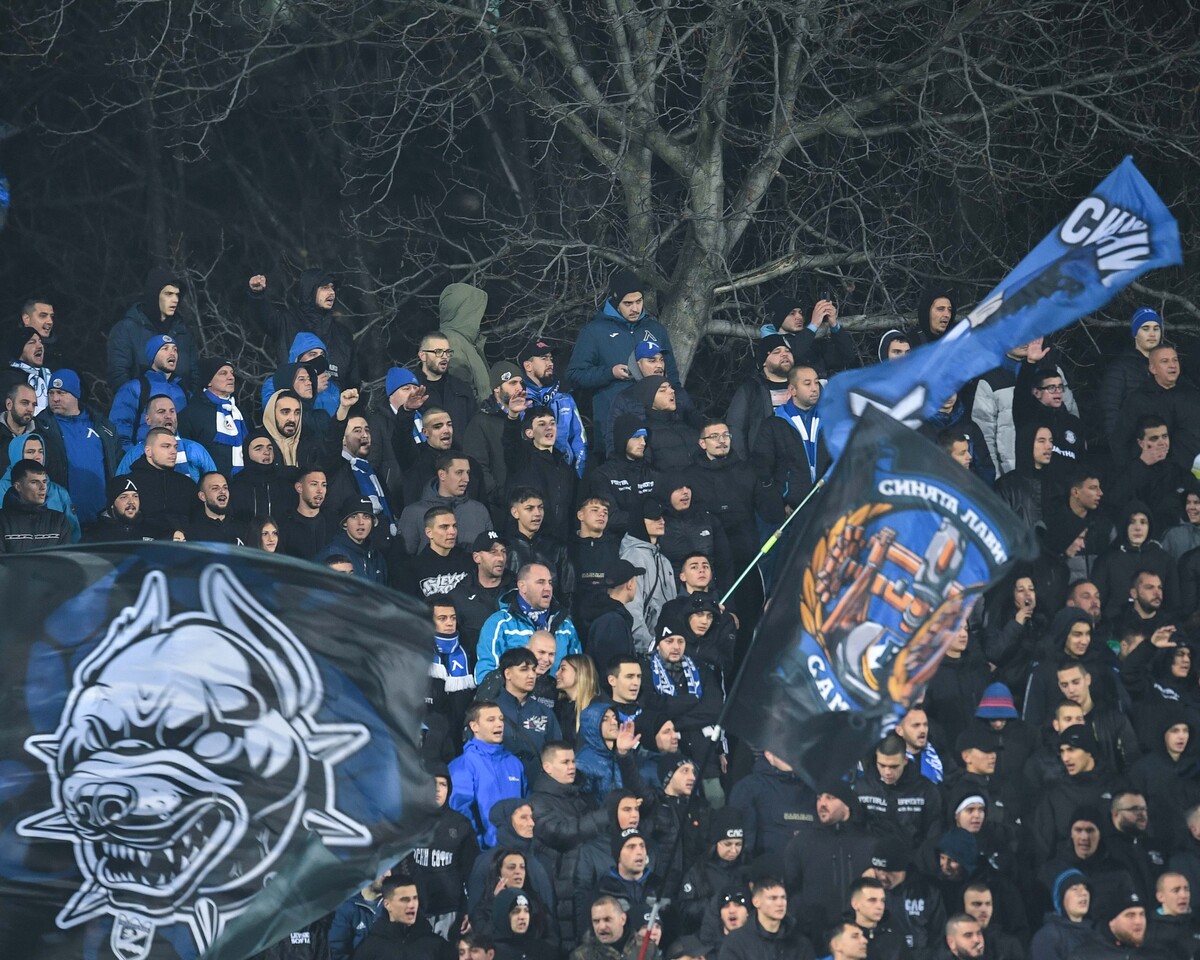 Ето с колко бе глобен Левски след снощния мач със Славия