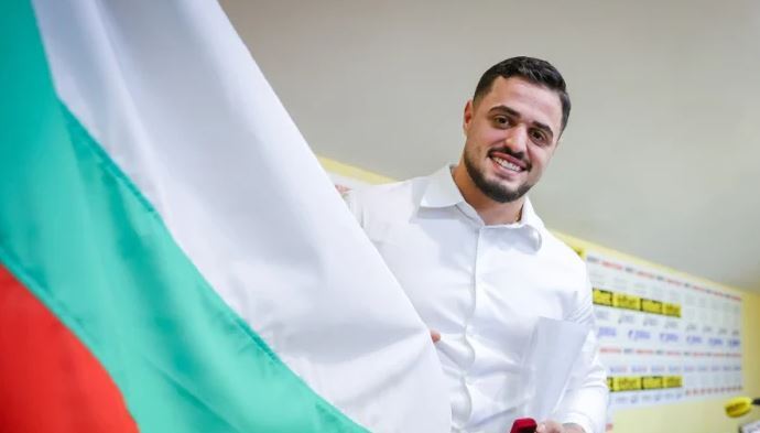 Карлос Насар за втора поредна година ще вдигне наградата "Спортен Икар"