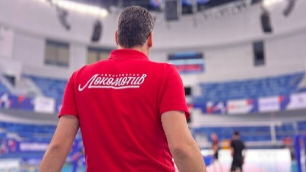 Пламен Константинов удължи договора си с Локомотив Новосибирск