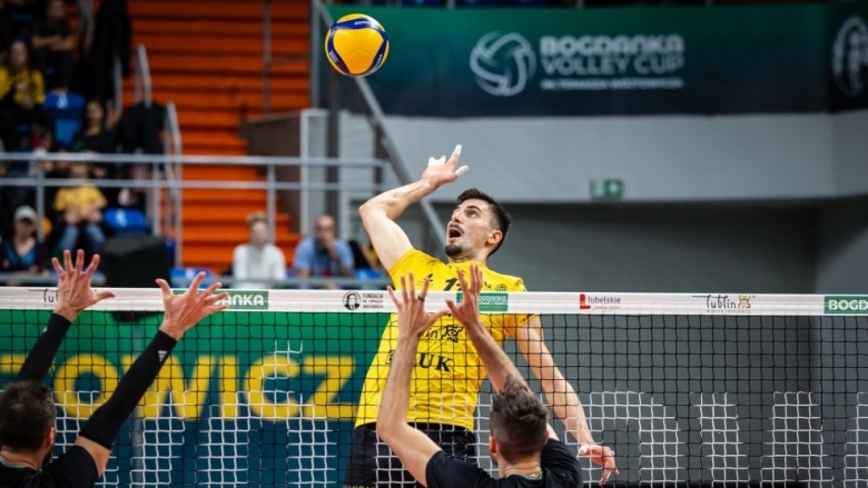 Алекс Грозданов официално е Волейболист №8 в света