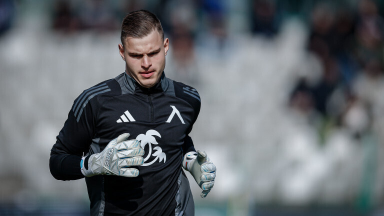 Вуцов отказал солидна оферта на украинци?