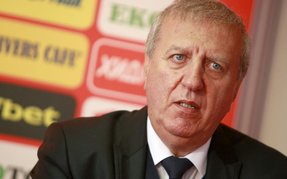 Александър Томов иска да спасява закъсалия Пирин