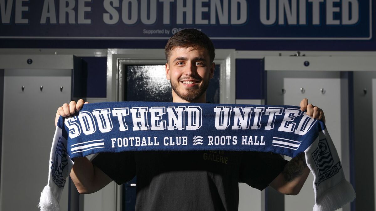 Спасов и Саутенд изпратиха 2025-а с успех в Англия