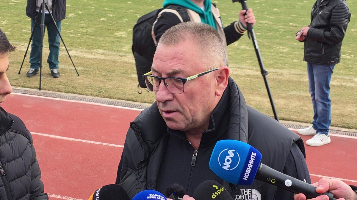 Гибона за Димитър Пенев: Беше уникален човек, винаги усмихнат