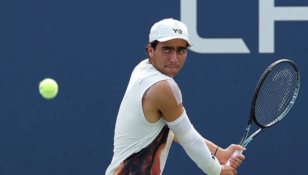 Иван Иванов загуби финала на тенис турнир в Испания