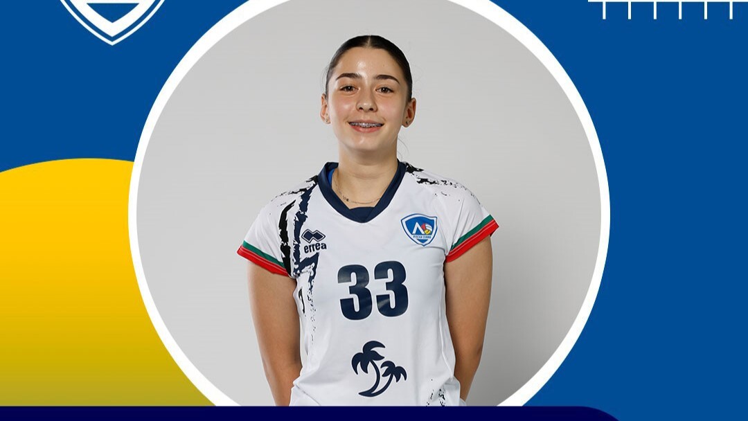 ВК Левски с празнична честитка за рожденичката Маги Богданова