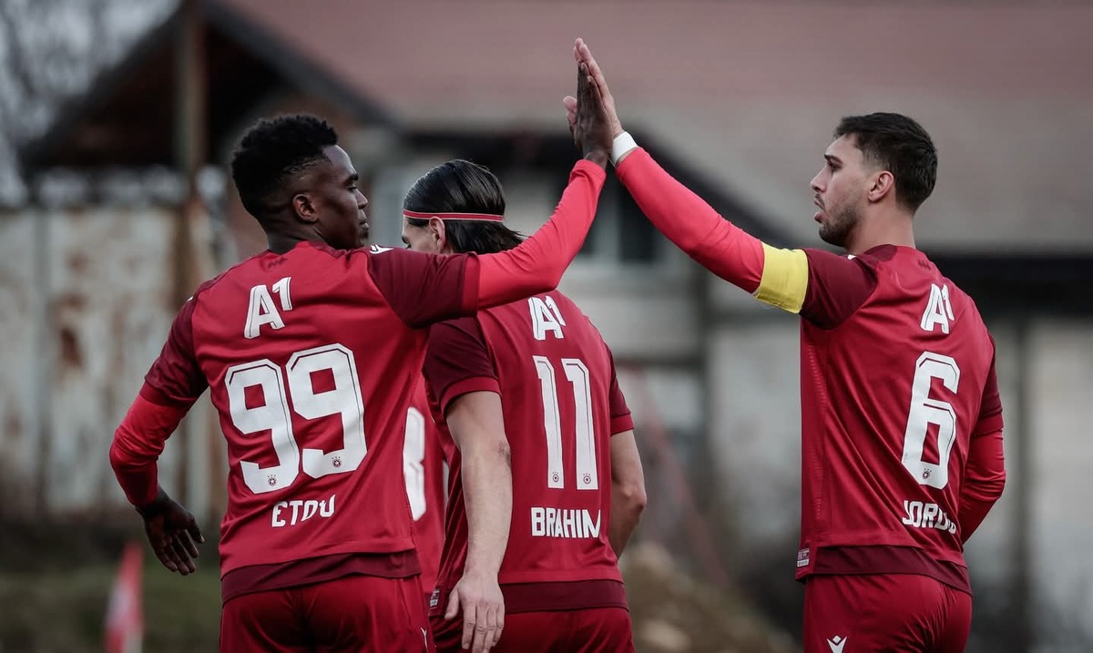 ЦСКА победи Дунав в контрола без публика