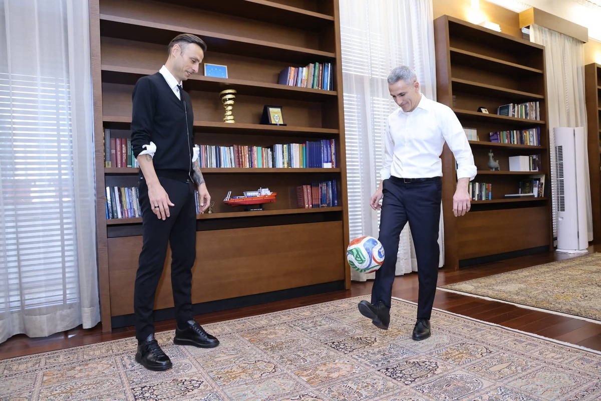 Бербатов стана съветник на премиера Гюров