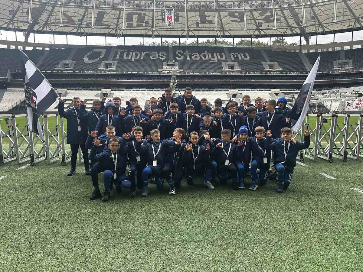 Юноши на Левски с престижни контроли и резултати в Истанбул