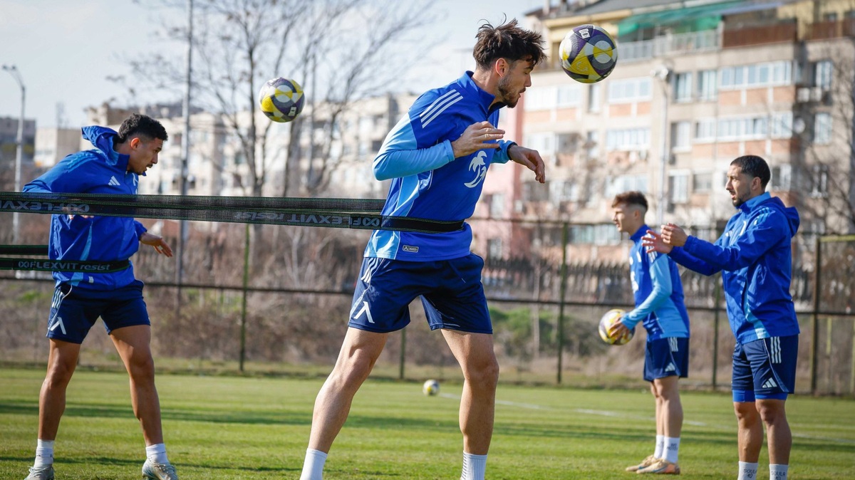 Левски със закрити тренировки в четвъртък и петък
