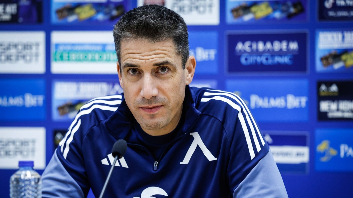 Веласкес с пресконференция в петък