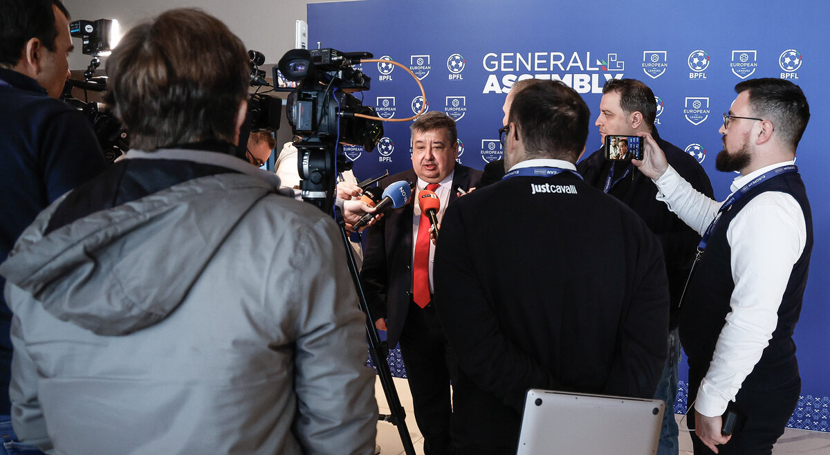 Атанас Караиванов: Не може отбор с 4 фена да иска повече пари от ТВ правата