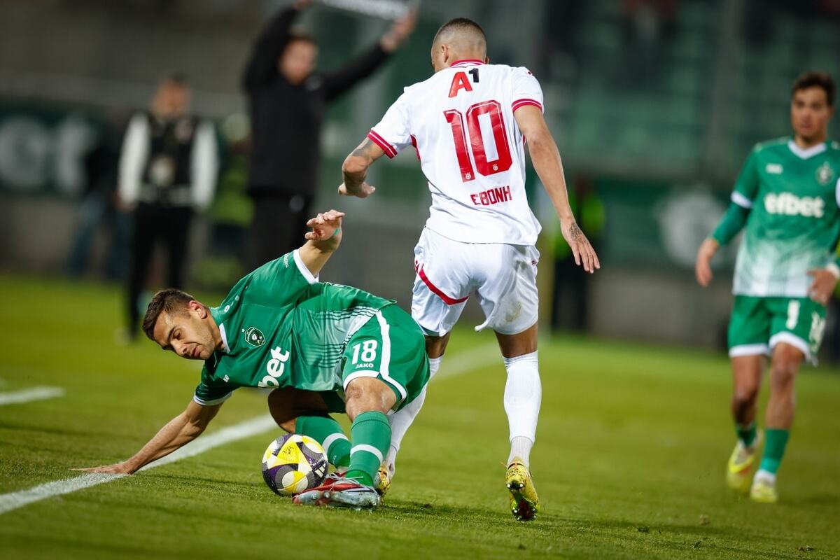 Лудогорец с рутинен успех над ЦСКА