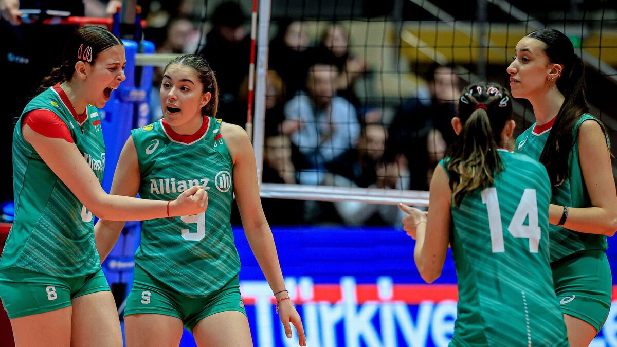 България U18 е само на победа от участие на Европейско