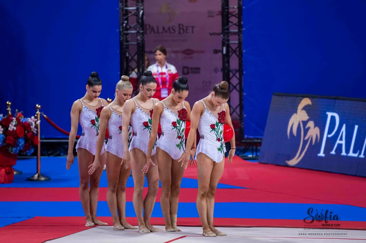 Ансамбълът на България е на финал на пет топки на Световната купа