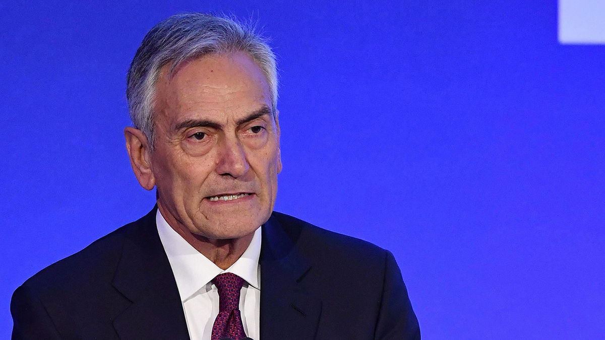 Шефът на италианската футболна федерация подаде оставка след провала на националите