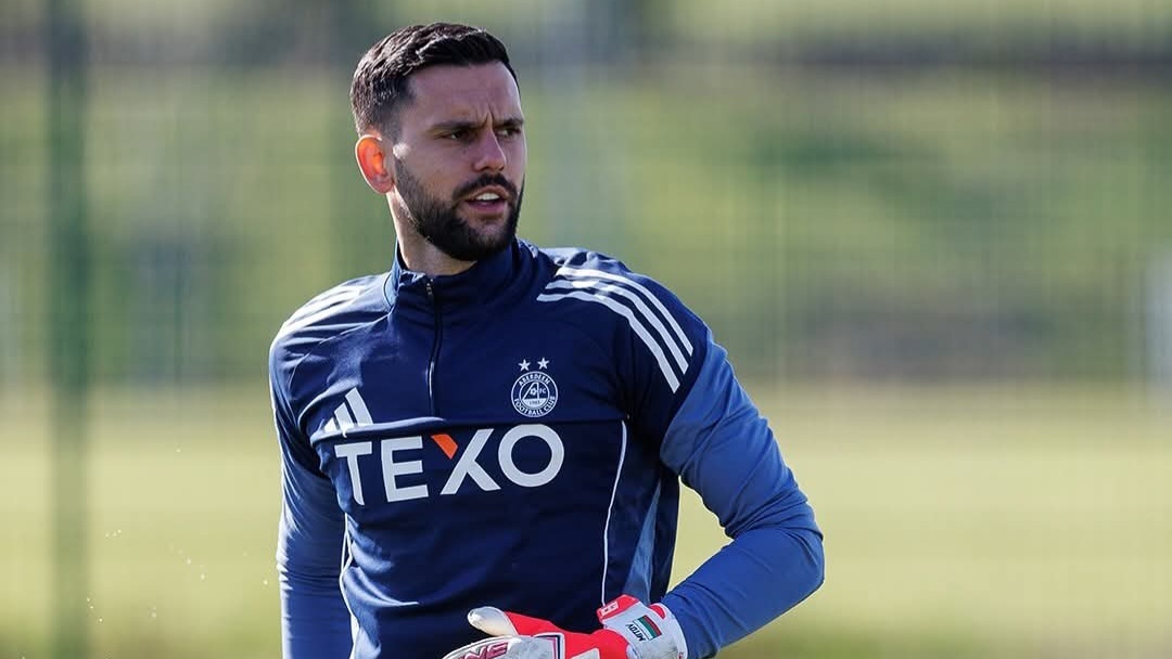 Митов със суха мрежа при победа на Абърдийн