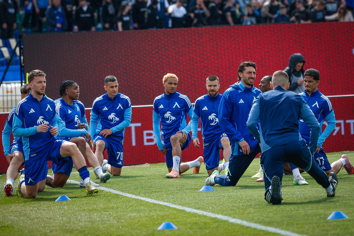 Левски с открита тренировка за привърженици във вторник, вижте програмата на "сините" за седмицата