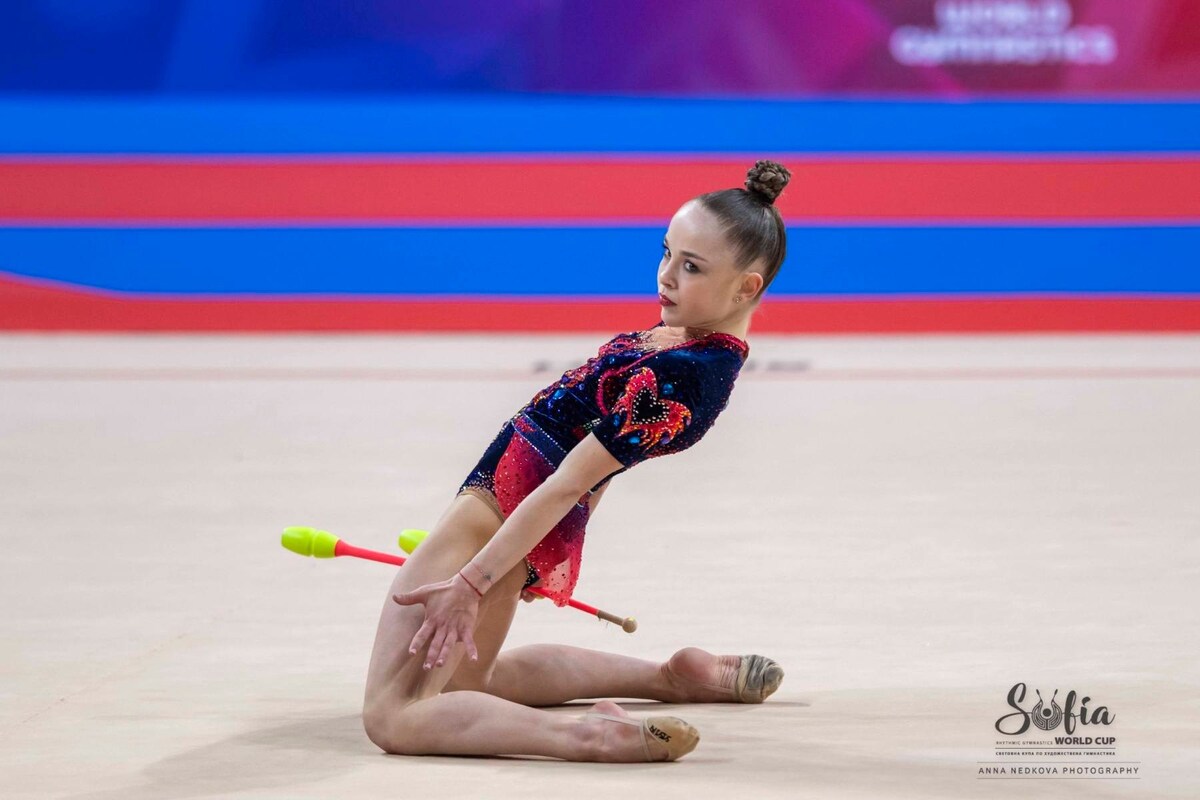 Стилияна Николова е втора във временното класиране в многобоя на Световната купа в Баку