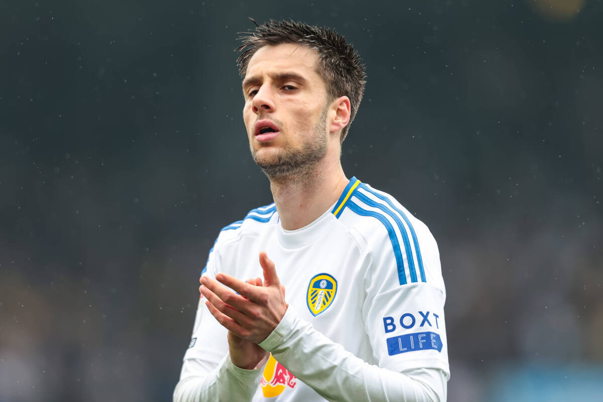 Груев и Лийдс победиха Уулвс, "вълците" 99 % изпадат