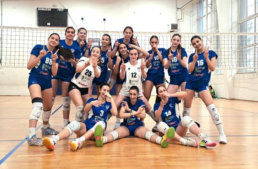 Девойките на Левски стартираха с успех квалификациите за Държавното