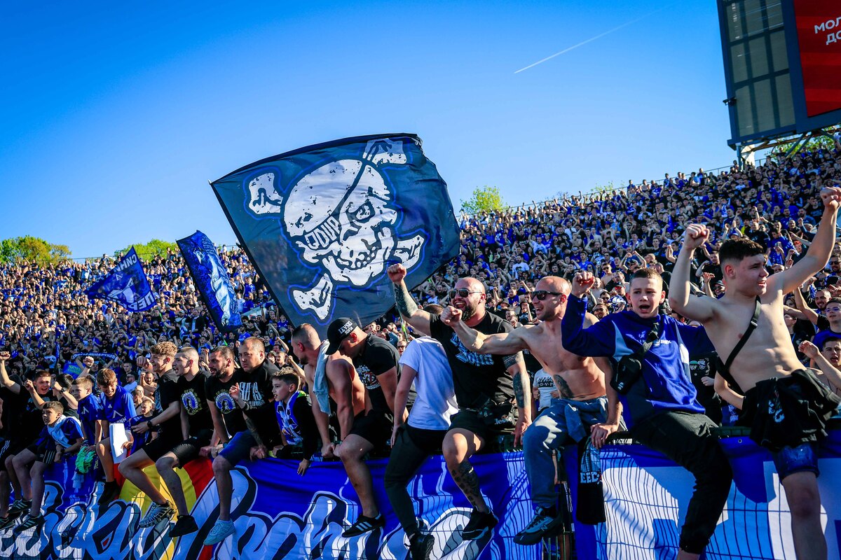 Левски с призив към картодържателите преди мача с ЦСКА 1948