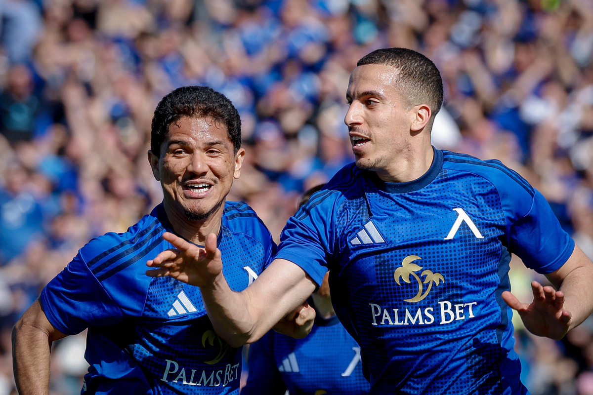 Без изненада: Акрам Бурас с най-висока оценка след дербито