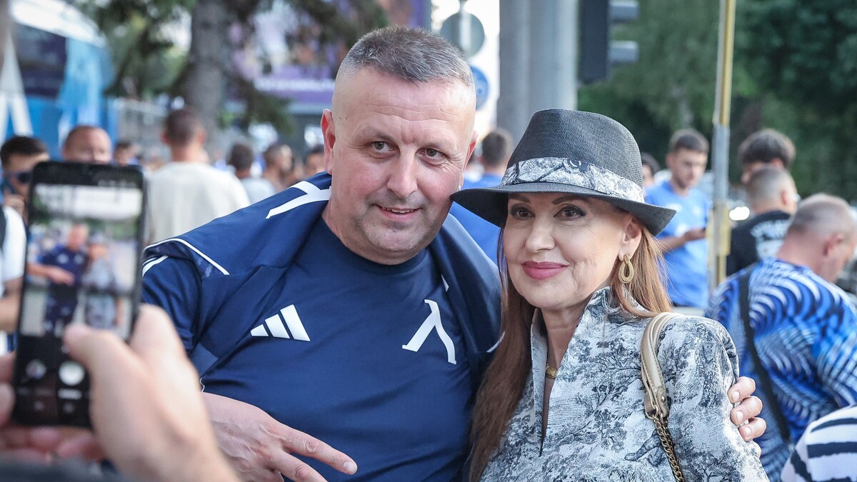 БФХГ поздрави Илиана Раева по случай имения ден