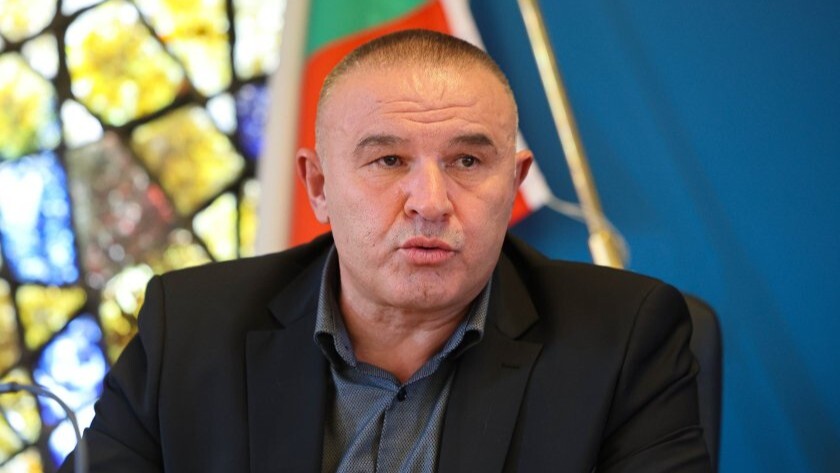 Стефан Ботев поиска БФВТ да бъде обявена в несъстоятелност