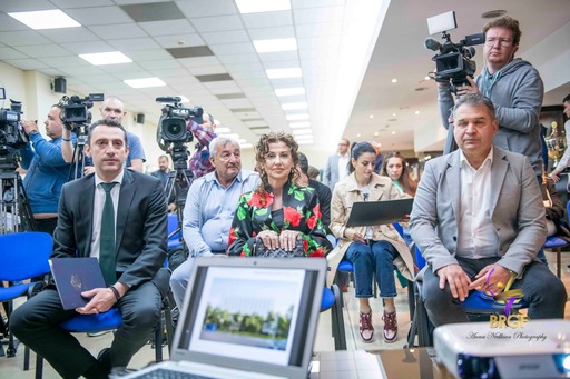От БФХГ искат да бъде отнет българският паспорт на гимнастичката Елвира Краснобаева