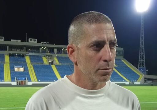 Треньорът на Апоел Беер Шева: Шансовете продължават да бъдат 50:50