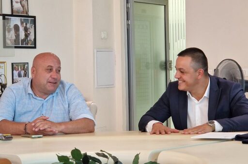 Цанко Цанков плувал с кит, жилен от отровни медузи и хапвал желирани бонбони за енергия в Северния канал