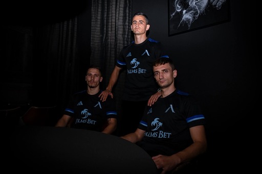 Официално: Левски ще играе с новия черен екип срещу Арда