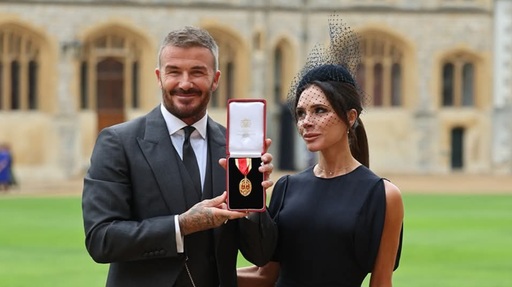 Крал Чарлз удостои Дейвид Бекъм с рицарско звание