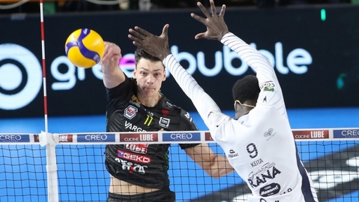 Алекс Николов отново над всички при победа на Лубе