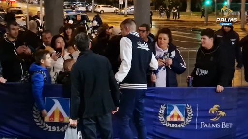 Така се прави: Вижте отношението на футболистите на Левски към феновете след мача с ЦСКА