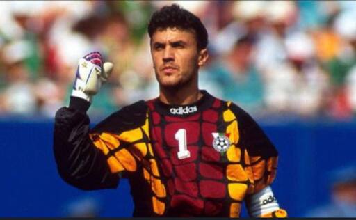 Стилиян Петров подкрепи Боби Михайлов