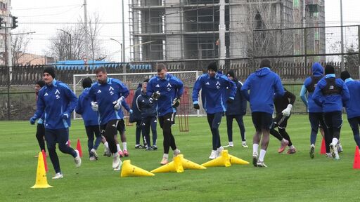 Левски тренира в пълен състав в последното занимание преди Славия