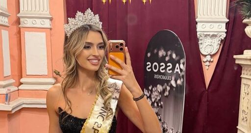 Мис България прикани феновете на Славия да подкрепят тима срещу Левски