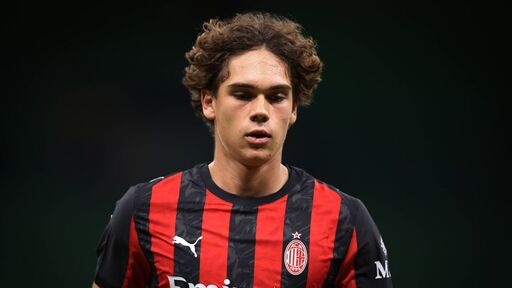 Милан включи млад българин в състава си за Суперкупата