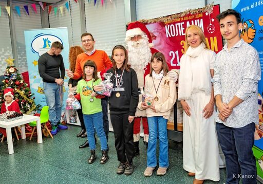 Роси МакКий връчи отличия на млади таланти в шахмата