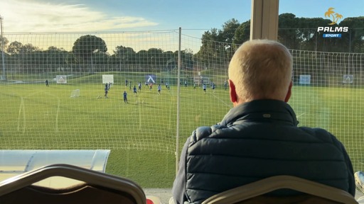 Наско Сираков наблюдава тренировка на Левски ден преди проверката със Заглембе