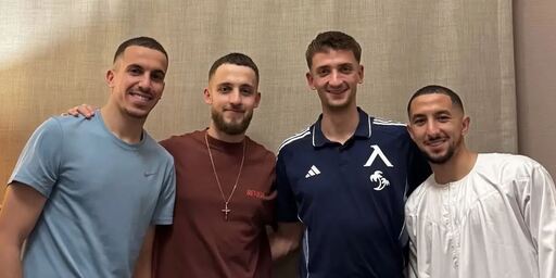 Бръснарят на "сините" дойде на крака до Турция